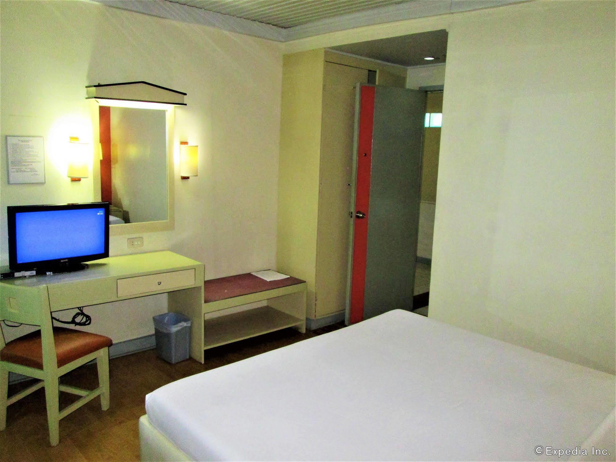 Winmin Transient Inn Cagayan de Oro Esterno foto